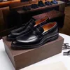 2022 robe de luxe robe de luxe Chaussures Mode pointue Toe à lacets Business Men's Business Chaussures Casual Brown Noir Cuir Noir Oxfords Chaussures Grande taille 38-45 Marque