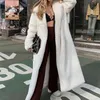 Lautaro Winter Long White Fluffy Warm Oversized Faux Fur Coat Kvinnor med huva Lapel Sashes Loose Korean Fashion OuterWear 211007