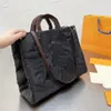 22SS مصمم أكياس التسوق حقائب اليد الفاخرة للسيدات مع حقيبة كتف كلاسيكية كتف عالية الجودة