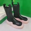 Vrouwen laarzen vrouwelijke aardse witte boot shighquality aarde verkoop-mode ontwerper enkelschoenen winter dames meisjes zijde koeienhuid lederen hoge top womens flat