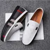 Loafer Erkek Ayakkabı 2021 Yeni PU Deri Günlük İş Ayakkabıları Üzerinde Kayma Moda Klasik Rahat İlkbahar Sonbahar Sadelik Yuvarlak Ayak Muhtasar Katı DH531