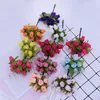 12pcs/bundel kunstbloemen mini zijden rozen diy krans geschenken kerstdecor voor thuis bruiloft bruids broche nep jllvza