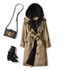 British Down Trench Coat Winter weiße Entenjacke Frauen mit Kapuze mit langen dicken warmen Jacken Puffer Feder weiblich Parka Mujer 210909