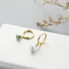 Orecchini coreani piccoli dal temperamento fresco da donna039 Moda semplice perla verde zircone elegante da donna3634799