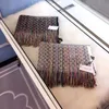 Sciarpa da donna in maglia di cashmere dai colori caldi 180 * 70 cm