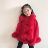 Zoet Baby Meisje Prinses poncho Jas Mode Kinderen Meisjes Winter Warm Bont Capuchon Mantel Schattige Kinderen Bovenkleding6031669