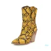 Partihandel-stövlar 2021 Faux Läder Cowboy Ankel för kvinnor Wedge High Heel Snake Print Western Cowgirl Svart Vit Gul Beige