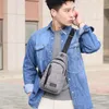 Borsa da petto da uomo di moda Borsa da uomo a tracolla Oxford di alta qualità Borsa da viaggio da uomo casual con ricarica USB multifunzione per uomo Spedizione gratuita