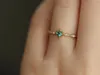 925 Sterling Silver Fashion Tail Ring Kvinnor Plating 14K Guld Enkel design Inlagda Emeralds Bröllop Smycken Tillbehör