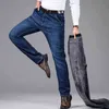 Estilo clásico Invierno Hombres Cálidos Jeans de negocios Moda Casual Denim Stretch Algodón Grueso Fleece Pantalones de mezclilla Pantalones de marca masculina 211206