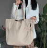 Kvinnors väska Herrkangol Shopping Högsta kvalitet Shoule Tote Single-Sided Real Handbag DrawString Nylon Waterproof227o