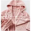 Atuendo vinter varm flanell sovkläder mantel för kvinnor mode kawaii rosa sammet hem kläder fritid atoff satin badrock 210924