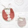 Hot Kid Baby Blushs Baby Boy Chłopiec Dziewczynka Toddler Niemowlę Wodoodporna Ślina Ręcznik Karmienie Double Deck Fashion Carton Tassel BIBS 394 Y2