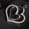 Hängsmycke Halsband Dicaylun Double Heart Necklace Rostfritt stål 2 Två hjärtan Kvinnor Zircon Smycken för Lover Couples Fashion Gift