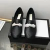 Mulheres Locais Designers de Marca 2021 Novo Outono Apartamento Casual Andar Sapatos de Couro Macio Luz Senhoras Sapatos de Luxo Elegante