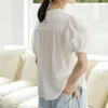 Elegante Ruffled Collar Blusa Senhora Bordado Francês Branco Branco Camisa de Manga Curta Camisa Feminina Buff Verão Top Solto Casual Camisas 210601