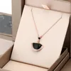 Women Pendant Necklaces Classic Three Styles Womens Fashion Jewelry with Box