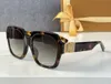 ROUIS Z1530 Topp Original Högkvalitativa Designer Solglasögon för Mens Berömda Fashionable Retro Luxury Brand Eyeglass Mode Design Kvinnor Glasögon med låda