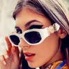 Güneş Gözlüğü HKNA Vintage Cateye Kadınlar Marka Tasarımcısı Gözlük Erkekler / Kadınlar Lentes de Sol Mujer için Retro Gözlük