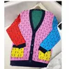 Maglioni da donna Cardigan casual a maniche lunghe Autunno con scollo a V Patchwork Maglione lavorato a maglia Giacca con stampa di lettere alla moda