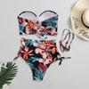 Sous-vêtements taille haute 2019 New Leaf Print Biquini Femmes Maillot de bain Vintage Retro Lengerie Halter Intimates Maillot de bain femme X0526