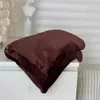 Coperte invernali in cashmere di corallo per la casa Copridivano per letto per adulti Coperta per auto da viaggio portatile morbida e calda per bambini all'ingrosso