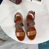 Summer High Heels Women Designer Sandaler Shoe Slope Heel Womens Buckle Strap Mjuk ￤kta l￤derkvalitet Hemp Rope kilar Sandal