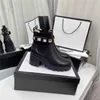 Bottes de luxe Bottes En Cuir Noir Courroie de cristal Courroie Chaussures de bottillons pour femmes avec boîte originale
