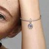I pendenti pendenti con luna e cielo blu in argento sterling 100% 925 si adattano agli accessori originali dei gioielli da donna di moda con bracciale europeo originale