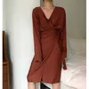 [EAM] Spring Autumn V-Neck Long Sleeve Waist Bandage Loose Big Size Temperament Dres Fashion JU356 210311