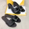 luksurys designer skórzany damski obcasy Sandały Sandały Sumple Summer Flat Kapta Moda plaża Kobieta bagietka wzór Rainbow Letters Flip Flip Flops 35-42 z pudełkiem 315