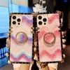 Luxo onda padrão diamante glitter bling telefone para iphone 13 11 12 pro x xr xs max 7 8 plus quadrado anel titular tampa de silicone