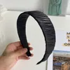 Fita de cetim envolto pêlos lisos headbands ornamento para mulheres acessórios de cabelo atacado