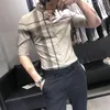 Camicie casual da uomo Camicia a manica media Tendenza scozzese Sottile manica a cinque punte Rete estiva Rosso Stile estero Abbigliamento piccolo pollice