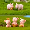 Résine Cat Dog Pig Cartoon Mode miniature figurine Figure d'action Fixé Play Kitchen Toy Doll House DIY ACCESSOIRES BABY CADEAU C0220