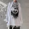 Футболка с длинными рукавами Топы Женщин Streetwear Top Goth Harajuku Череп футболки Ригеральные Граффити Темная Высокая улица Свободные Дниз 210302