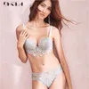 New Cinza Brassiere Deep V Sexy Sutiã Set Push Up Mulheres Underwear Set Cotton 1/2 Copa Bras Fio Laço Laço Lingerie Set Bordado X0526