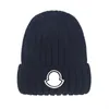 Lettre classique de haute qualité Bonnet tricoté Caps pour hommes femmes automne hiver chaud épais laine broderie chapeau froid couple mode chapeaux de rue