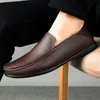 Mocassistas masculinos masculinos casuais sapatos de couro para homens Moda causal homem sapato zapatos casuales 2021 masculino wear 8039 s es 's