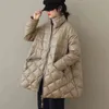 Johnature Women Winter Parkas Zipper Solid Kolor ciepłe płaszcze Kieszenie długi