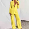 ツーピース女性ブレザースーツセクシーなエレガントな女性のジャケットとズボンの女性ピンクの黄色いシックな衣装オフィスレディース211105