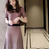 Elegante senhoras Verão Verão Francês Contraste Retro Temperamento Cor Slim Fit Thmed Dress Celebridade Celebridade Manga Curta Pássaro Lattice Dress Y1006