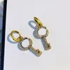 Full Crystal Designer Örhängen Charm Personlighet Key Shape Studs Kvinnor Diamond Pendant Örhängen Tjej Smycken med presentförpackning