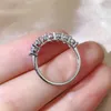 Enkel stapelbar skapad moissanit fingerringar för kvinnor solid 925 sterling silver utsökta fina ring mode smycken gåva
