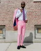 2021 Africano Rosa Abiti da uomo 2 Pezzi Prom Tuxedo Groomsmen Abito da sposa Moda Uomo Business Blazer Giacca formale Pantaloni Un bottone