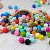 Tyry.Hu 200 pièces de perles de silicone de qualité alimentaire rondes 12-19mm perle d'allaitement dentition pour bébé anneaux de dentition collier accessoires de bricolage 211106