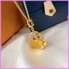 2021 Nouveau sac à main Collier Lettres Femmes Mode Colliers De Luxe Designer Bijoux Chandail Chaîne Hommes Pendentif Collier Haute Qualité2963