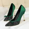 Chaussures de robe 2021 Femmes 10cm Talons hauts Lady Fétiche Paillettes Scarpins Satin Bowknot Pompes Femelle Vert Discothèque Fête Bourgogne Glitter