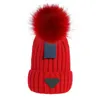 Marchi di moda Donna Triangolo da uomo Inverno Hairball Beanie Designer Casquette per donna Uomo Design Warm Protect Copricapo Uomo Donna Outdoor Street Pom lavorato a maglia