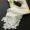 Creative luxe fête de mariage décoratif brodé dentelle blanc polyester lin chemin de table lit drapeau meuble TV armoire couverture 210709